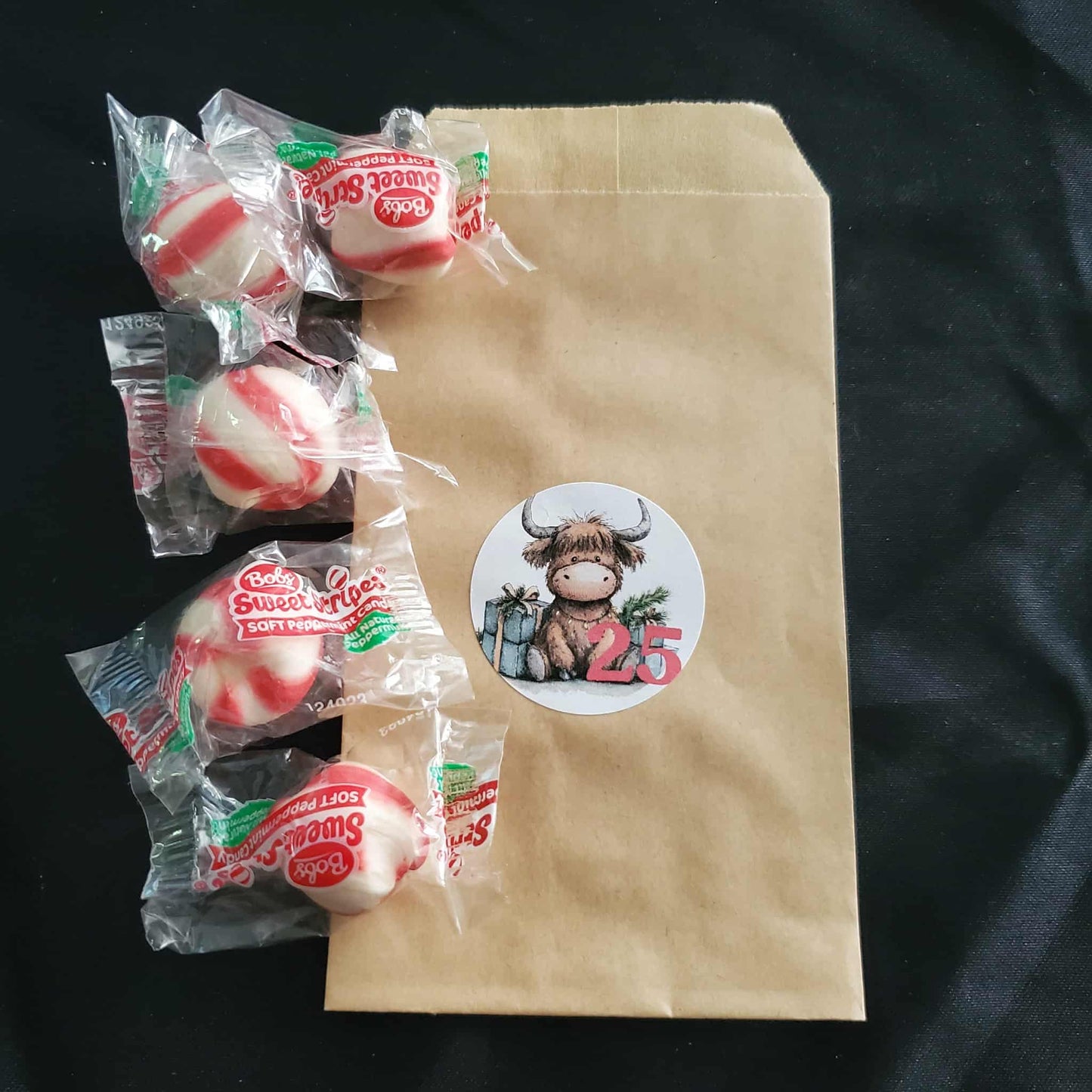 Holiday - Advent Kit- Highland Cow - Set of 24