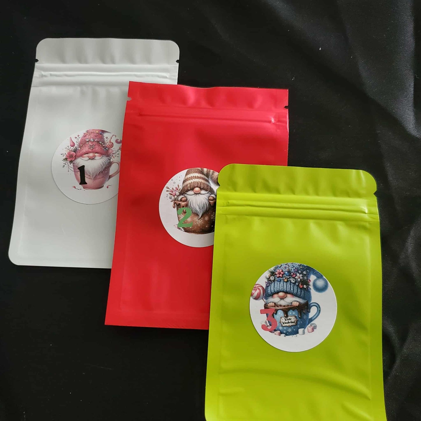Holiday - Advent Kit- Christmas Gnome in Cup - Set of 24